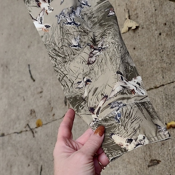 Woods & Water Outfitters Ducks Camouflage Long Slv Casual Button Down Sz M Shirt - Picture 6 of 12